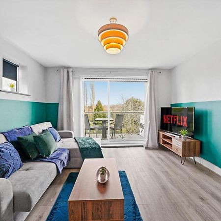The Stylish Warwick Abode - Balcony - Garden Villa Leek Wootton Exterior foto